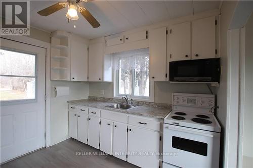 13153 Riverside Drive, South Dundas, ON - Indoor Photo Showing Kitchen