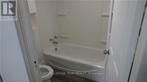 5 Balsam Avenue, Kirkland Lake (Kl & Area), ON - Indoor Photo Showing Bathroom