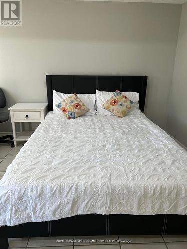 Main - 320 South Park Road, Markham, ON - Indoor Photo Showing Bedroom