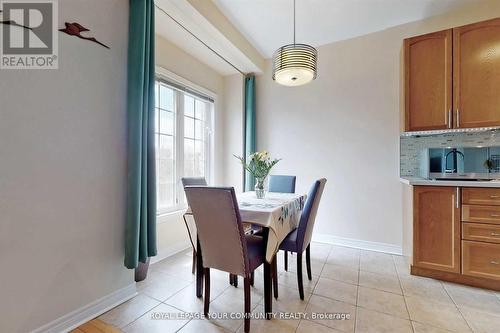 57 - 15 Old Colony Road, Richmond Hill, ON - Indoor Photo Showing Dining Room