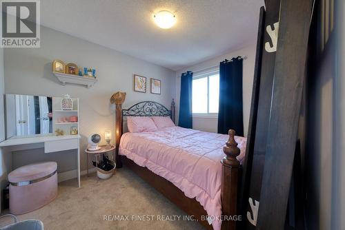 1405 Fisher Court, Kingston, ON - Indoor Photo Showing Bedroom