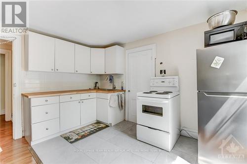 554 Mcleod Street, Ottawa, ON - Indoor Photo Showing Kitchen