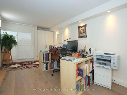 703-1 Concorde Pl, Toronto, ON - Indoor Photo Showing Other Room