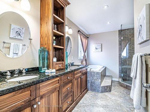 14 Hutton Cres, Caledon, ON - Indoor Photo Showing Bathroom