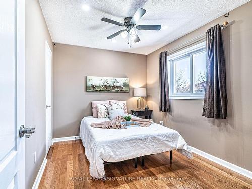 14 Hutton Cres, Caledon, ON - Indoor Photo Showing Bedroom