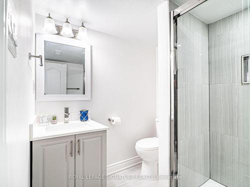 14 Hutton Cres, Caledon, ON - Indoor Photo Showing Bathroom