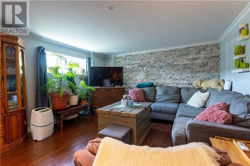 1463-1465 Aberdeen Street, Hawkesbury (612 - Hawkesbury), ON - Indoor Photo Showing Living Room