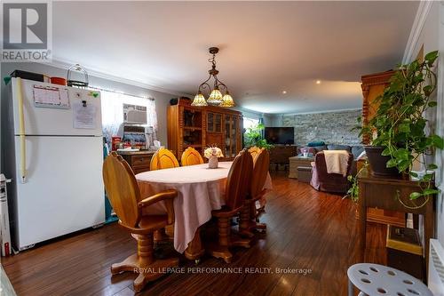 1463-1465 Aberdeen Street, Hawkesbury, ON - Indoor Photo Showing Dining Room