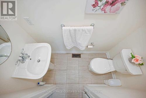 13 Eberly Woods Drive, Caledon, ON - Indoor Photo Showing Bathroom