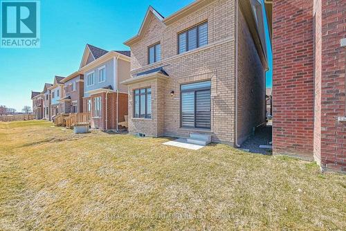 13 Eberly Woods Drive, Caledon, ON - Outdoor