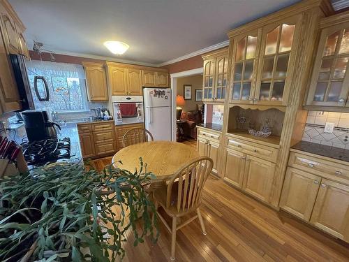 153 Grand Trunk Avenue, Dryden, ON - Indoor Photo Showing Kitchen