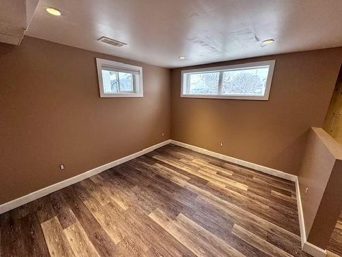 2035 Hamilton Avenue, Thunder Bay, ON - Indoor Photo Showing Other Room