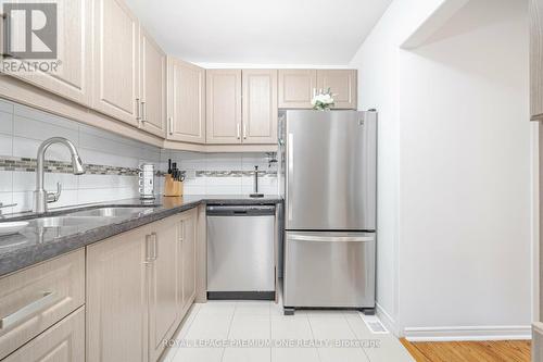 178 - 8 Norris Way, Markham, ON - Indoor Photo Showing Kitchen