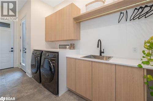 363 Albert Street, Everton, ON - Indoor Photo Showing Laundry Room