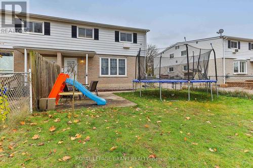 C - 43 Metcalfe Crescent, Brantford, ON - Outdoor