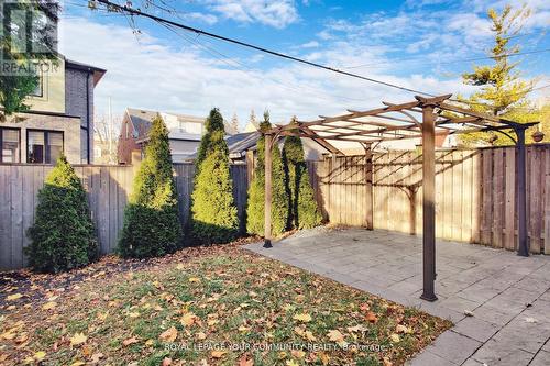 76A Amsterdam Avenue, Toronto, ON - Outdoor