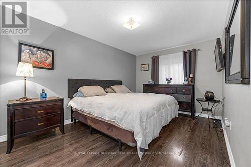 22 Brookheath Lane, Hamilton, ON - Indoor Photo Showing Bedroom