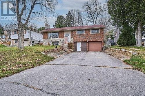 45 Beechwood Drive, Peterborough (Monaghan), ON - Outdoor