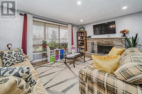 45 Beechwood Drive, Peterborough (Monaghan), ON - Indoor Photo Showing Living Room With Fireplace