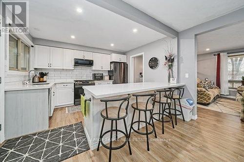 45 Beechwood Drive, Peterborough (Monaghan), ON - Indoor Photo Showing Kitchen