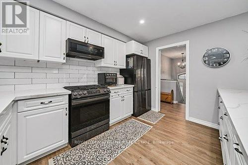 45 Beechwood Drive, Peterborough (Monaghan), ON - Indoor Photo Showing Kitchen