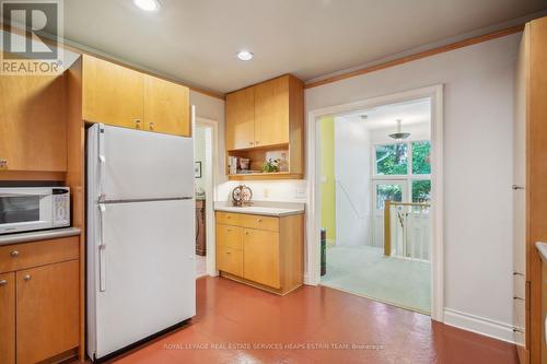 7 Lumley Avenue, Toronto, ON - Indoor Photo Showing Kitchen