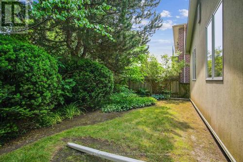 7 Lumley Avenue, Toronto, ON - Outdoor