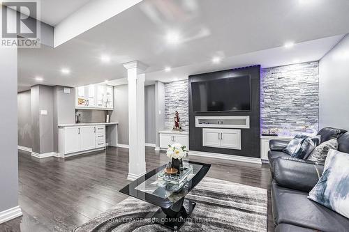 1451 Bews Landing, Milton, ON - Indoor Photo Showing Living Room