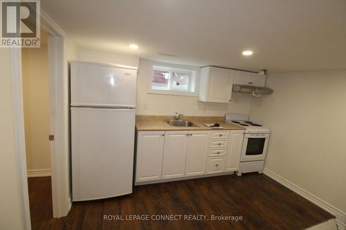 Lower - 50 Birchmount Road, Toronto, ON - Indoor Photo Showing Kitchen