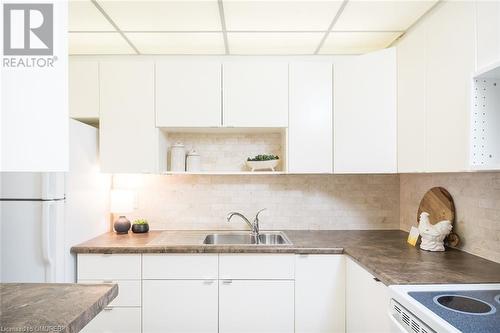 2263 Marine Drive Unit# 1607, Oakville, ON - Indoor Photo Showing Kitchen With Double Sink