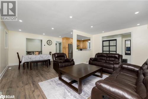 67 Eleanor Crescent, Georgetown, ON - Indoor Photo Showing Living Room