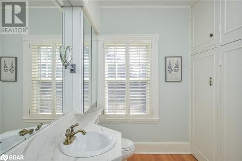 Ensuite bath w/ floor to ceiling closets - 397 Trafalgar Road, Oakville, ON - Indoor Photo Showing Bathroom