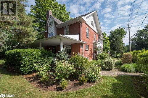 beautiful garden - 397 Trafalgar Road, Oakville, ON - Outdoor