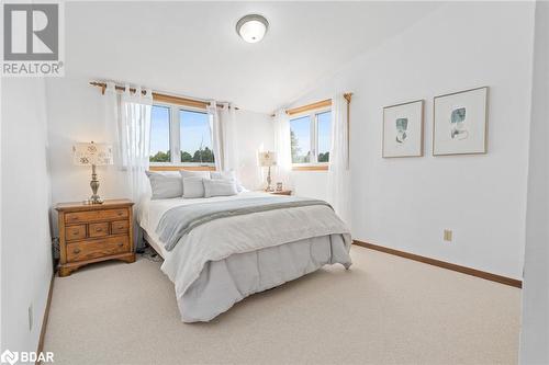 9433 10Th Sideroad, Erin, ON - Indoor Photo Showing Bedroom