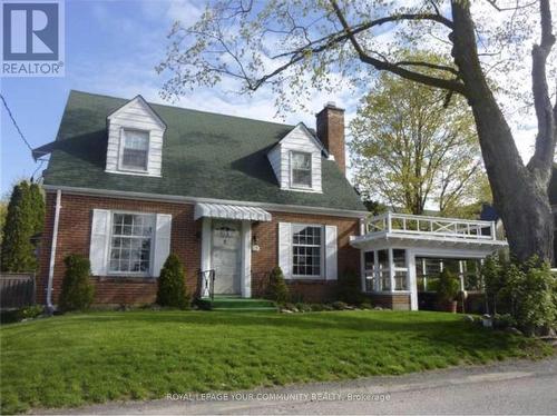 Upper - 15 Duchess Street, Whitchurch-Stouffville, ON - Outdoor With Facade