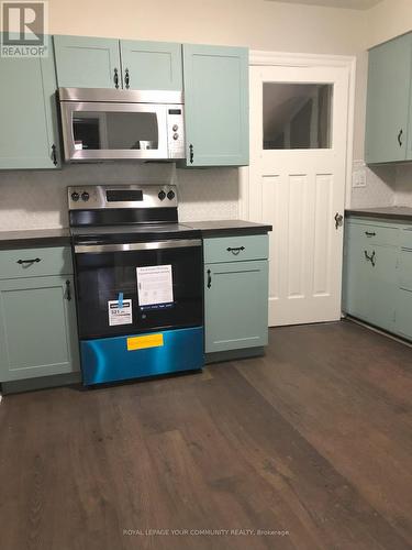 Upper - 15 Duchess Street, Whitchurch-Stouffville, ON - Indoor Photo Showing Kitchen