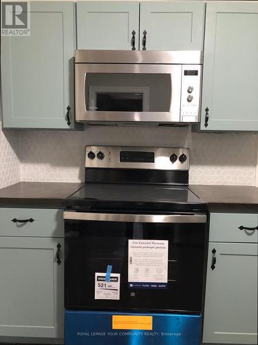 Upper - 15 Duchess Street, Whitchurch-Stouffville, ON - Indoor Photo Showing Kitchen