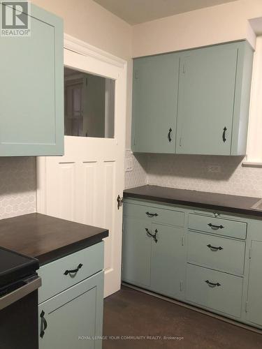 Upper - 15 Duchess Street, Whitchurch-Stouffville, ON - Indoor Photo Showing Kitchen