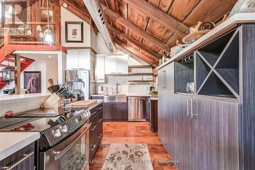 8 David Gohn Circle, Markham, ON - Indoor Photo Showing Kitchen