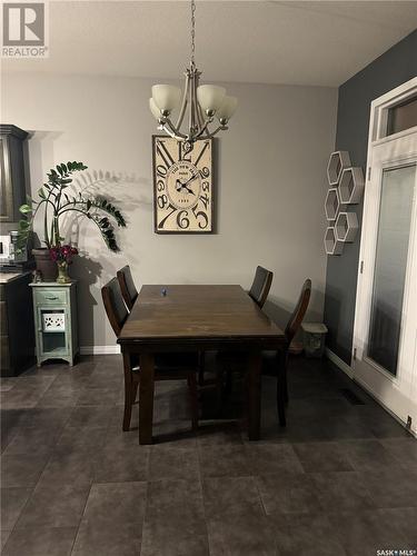 334 Rempel Bay, Saskatoon, SK - Indoor Photo Showing Dining Room