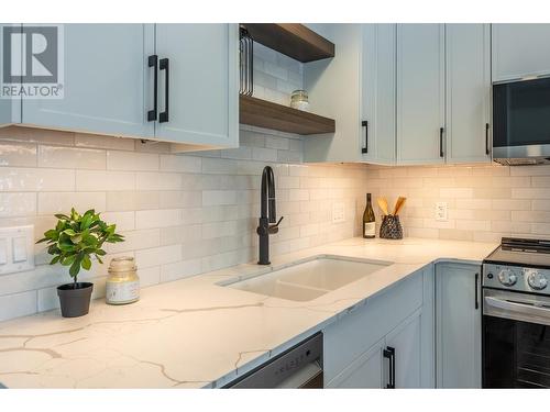 1444 Granite Drive Unit# 9, Golden, BC - Indoor Photo Showing Kitchen With Double Sink