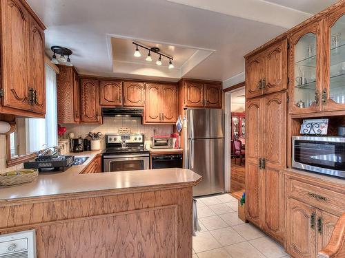 Cuisine - 1160 Rue Maria, Laval (Chomedey), QC - Indoor Photo Showing Kitchen