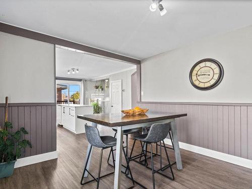 Salle Ã  manger - 838 Ch. De La Haute-Rivière, Sainte-Martine, QC - Indoor Photo Showing Dining Room