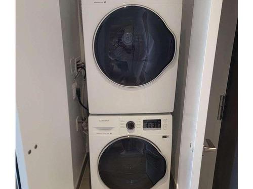 2004-48 Power St, Toronto, ON - Indoor Photo Showing Laundry Room