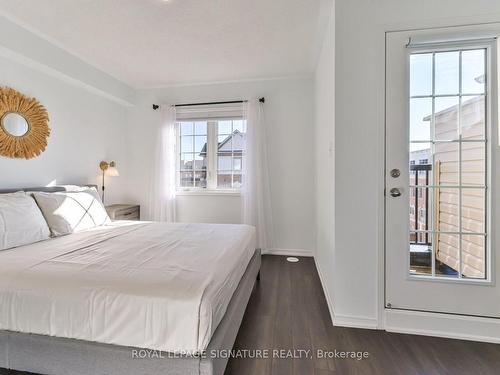 223-2456 Rosedrop Path, Oshawa, ON - Indoor Photo Showing Bedroom