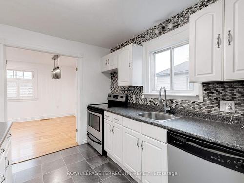 Main-739 Upper Gage Ave, Hamilton, ON - Indoor Photo Showing Kitchen