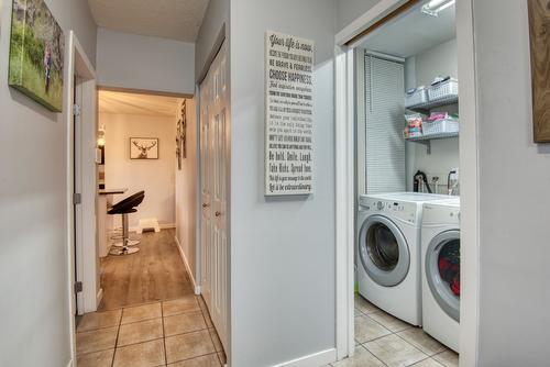 511 Duncan Avenue, Penticton, BC - Indoor Photo Showing Laundry Room