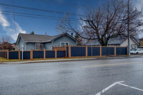 511 Duncan Avenue, Penticton, BC - Outdoor