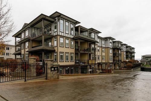 1303-3833 Brown Road, West Kelowna, BC - Outdoor With Balcony With Facade