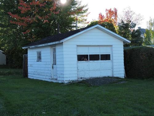 Garage - 2490 Boul. Dionne, Saint-Georges, QC - Outdoor